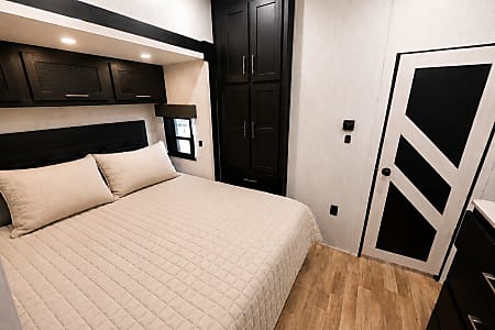 Fifth-wheel