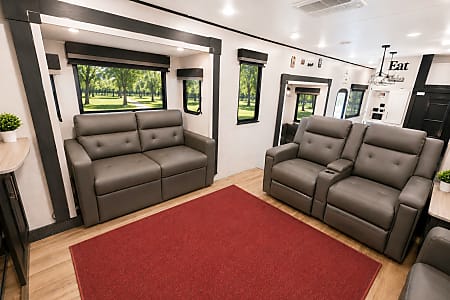 Fifth-wheel