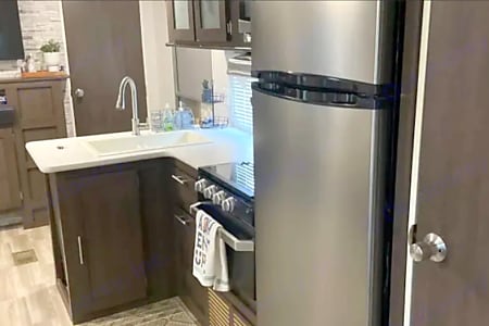 Travel trailer