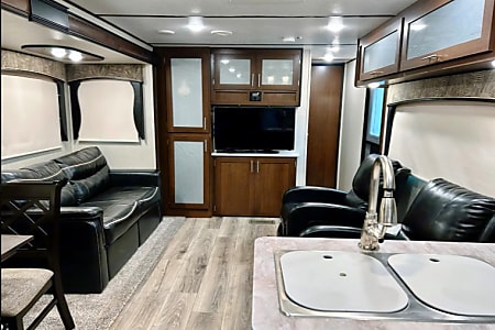 Travel trailer