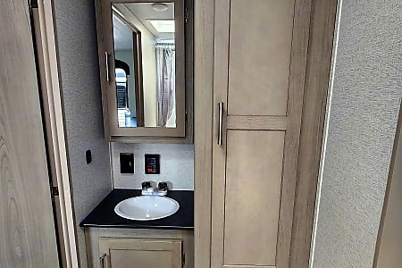 Travel trailer