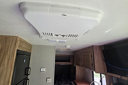 Toy hauler