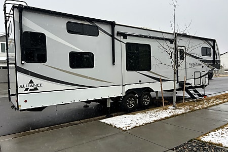 Fifth-wheel
