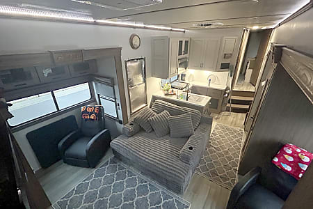 Fifth-wheel