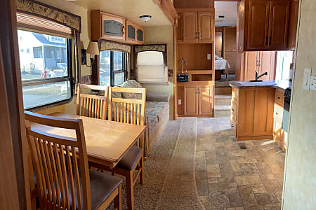 Fifth-wheel