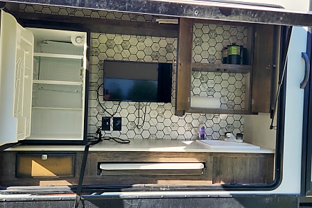 Travel trailer