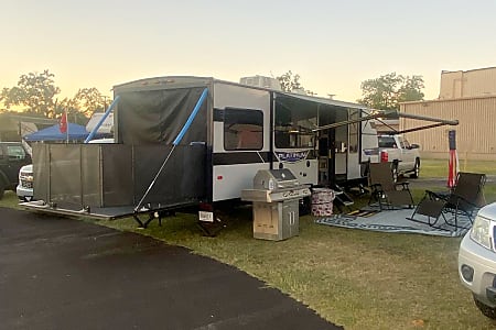 Travel trailer