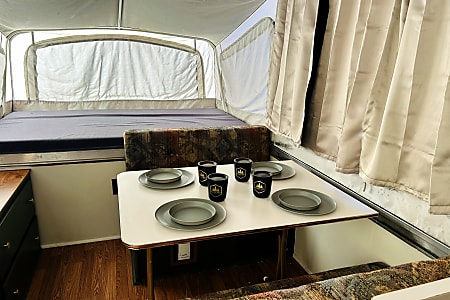 Folding trailer