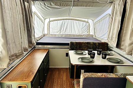 Folding trailer