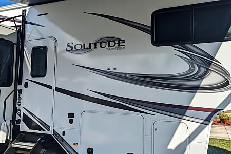 Fifth-wheel