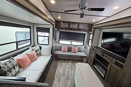 Fifth-wheel