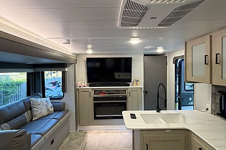 Travel trailer