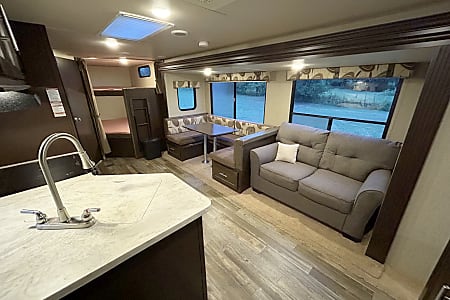 Travel trailer