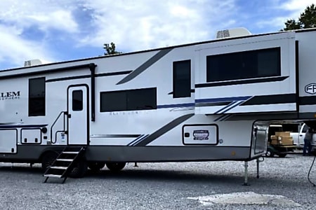 Fifth-wheel