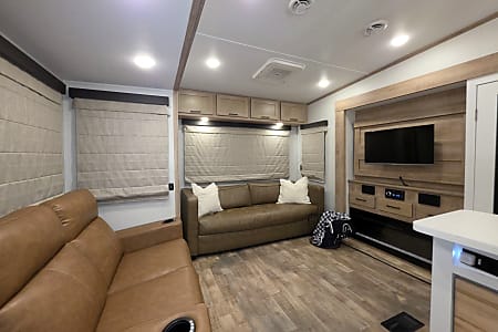 Fifth-wheel