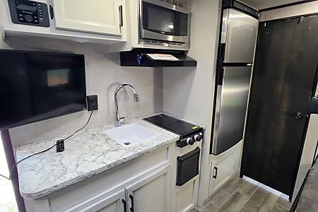 Travel trailer