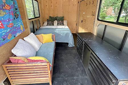 Travel trailer