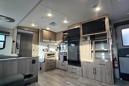 Travel trailer
