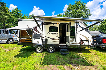 Travel trailer