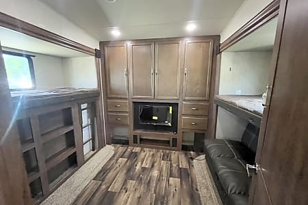 Fifth-wheel