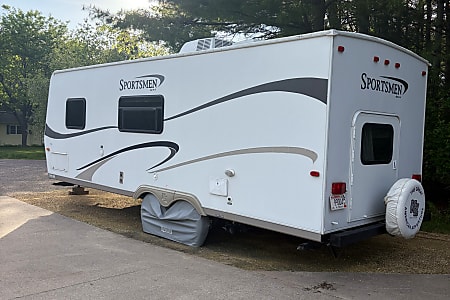 Travel trailer
