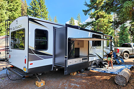 Travel trailer