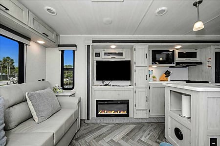 Travel trailer