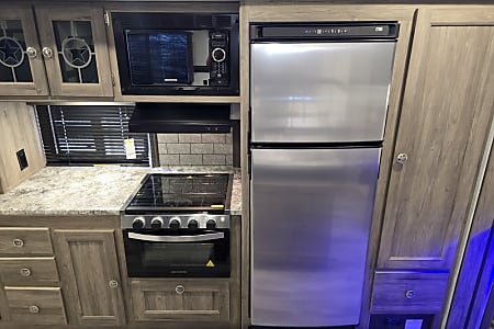 Travel trailer