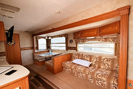 Fifth-wheel