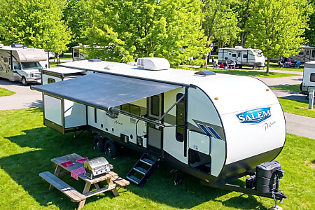 Travel trailer