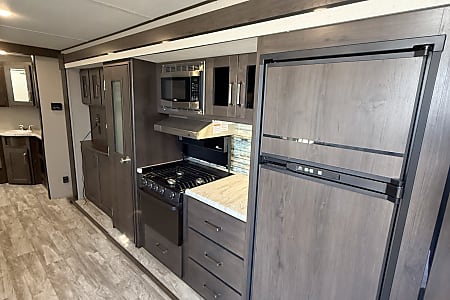 Travel trailer