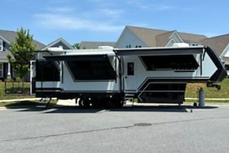 Fifth-wheel