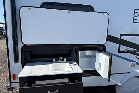 Travel trailer