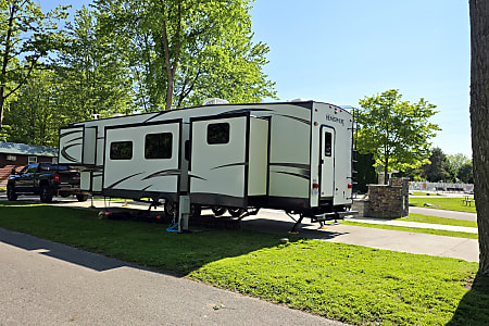 Fifth-wheel