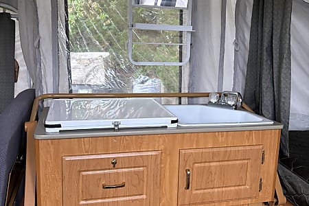 Folding trailer
