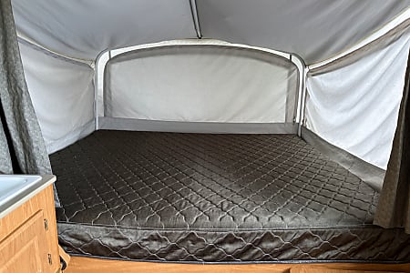 Folding trailer