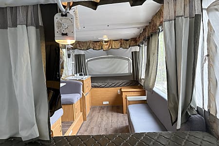 Folding trailer