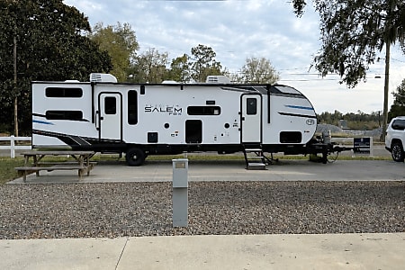 Travel trailer