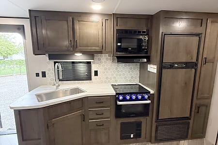 Travel trailer
