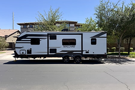 Travel trailer