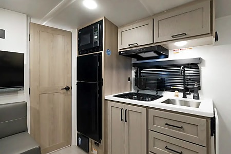 Travel trailer