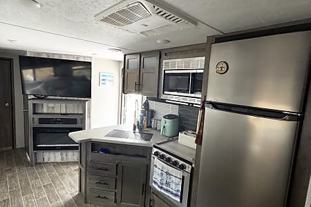Travel trailer