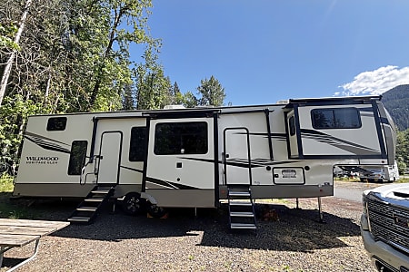 Fifth-wheel