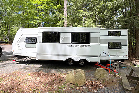 Travel trailer