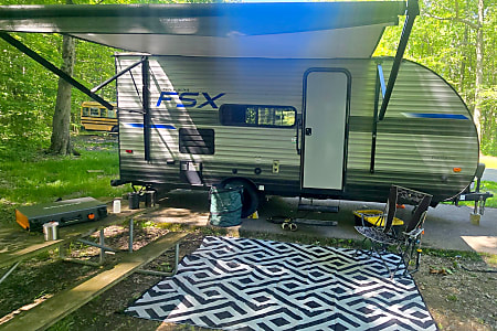 Travel trailer