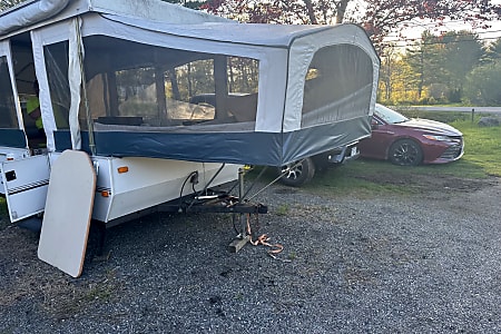 Folding trailer