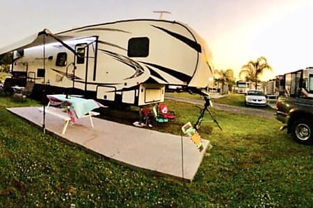 Fifth-wheel