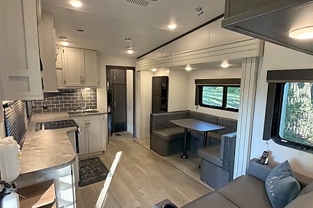 Fifth-wheel