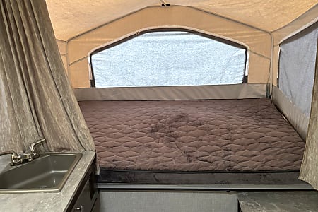 Folding trailer