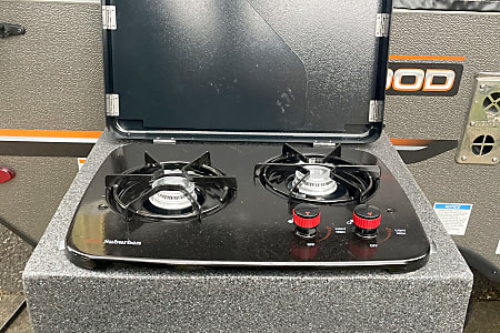 Folding trailer
